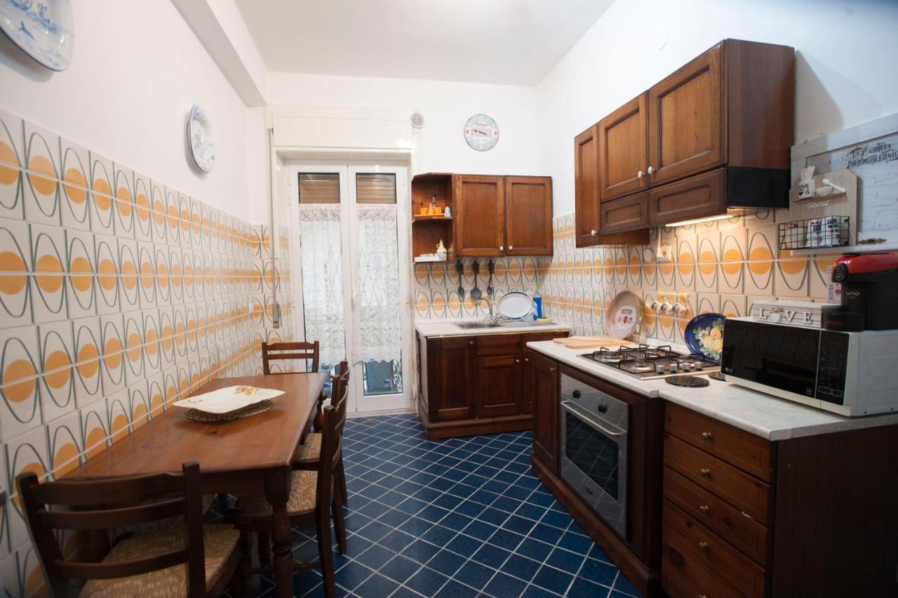 Domus Salerno Appartement Buitenkant foto